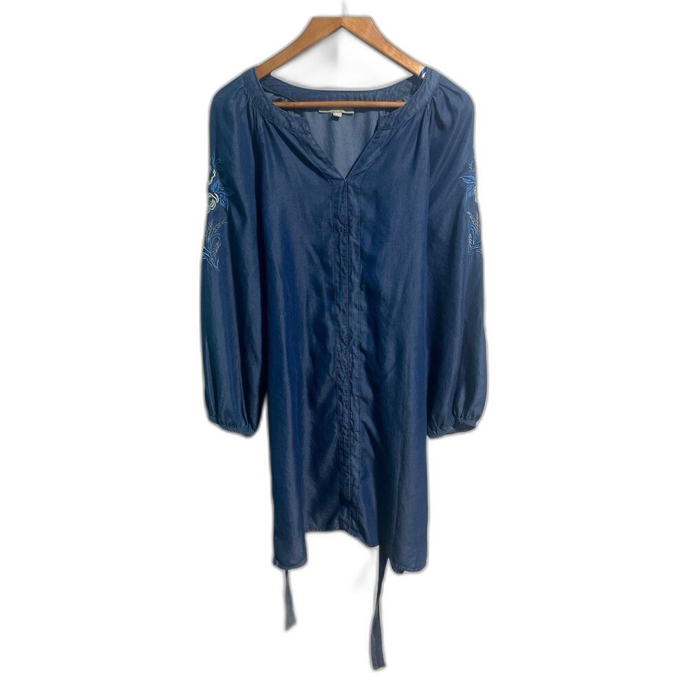 Hope & Harlow Chambray Dress 14P Blue Embroidered Floral Long Sleeve NWT